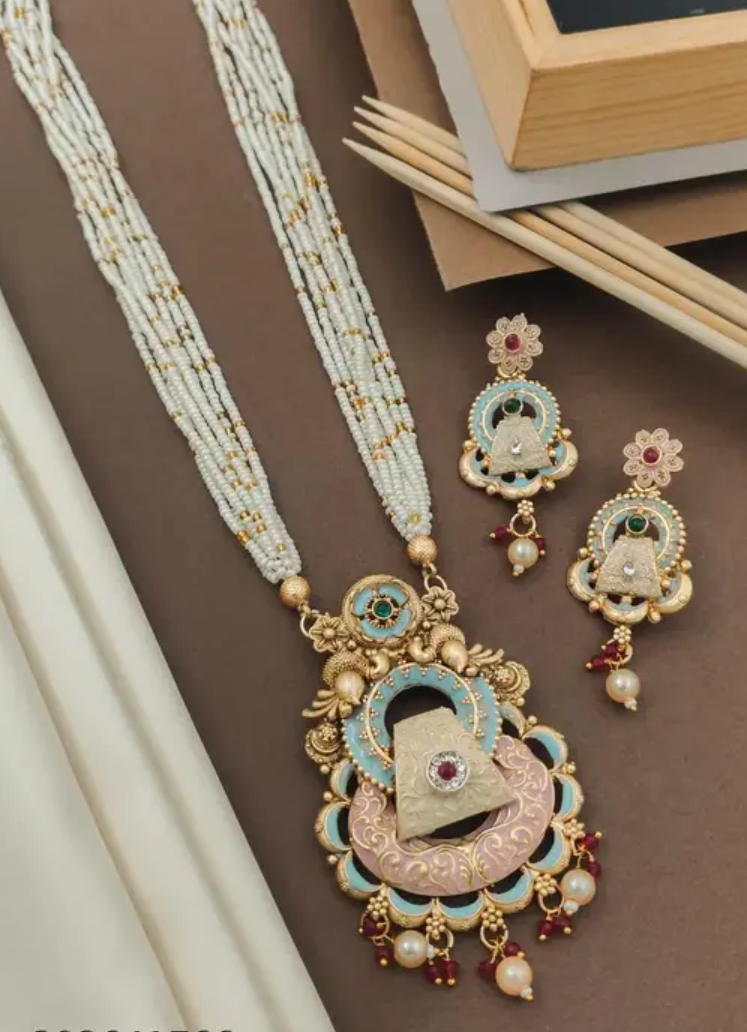 Long jewellery set